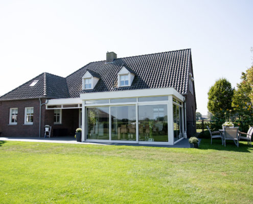 Alruco serrebouw aanbouw plat dak uitbreiding