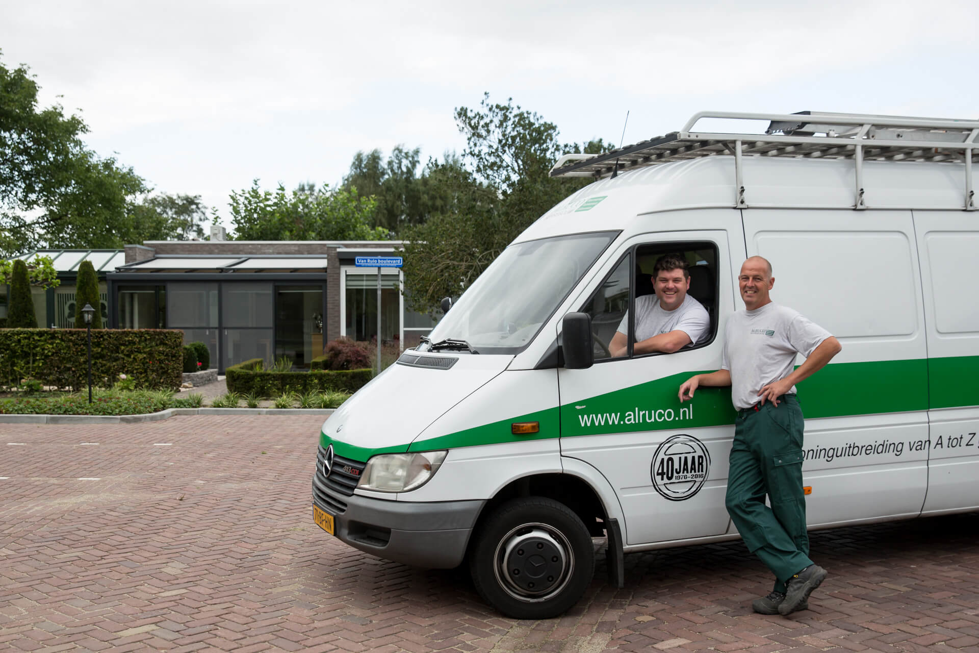 Twee jubilarissen bij Alruco, we werken hier met veel plezier