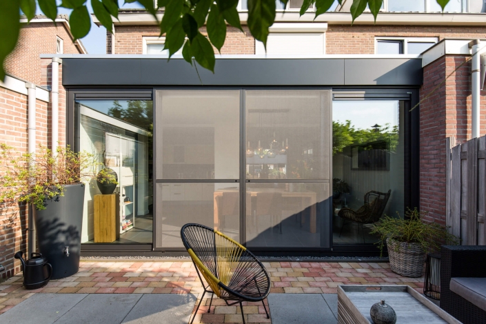 Met een Alruco aanbouw vier je vakantie in eigen tuin